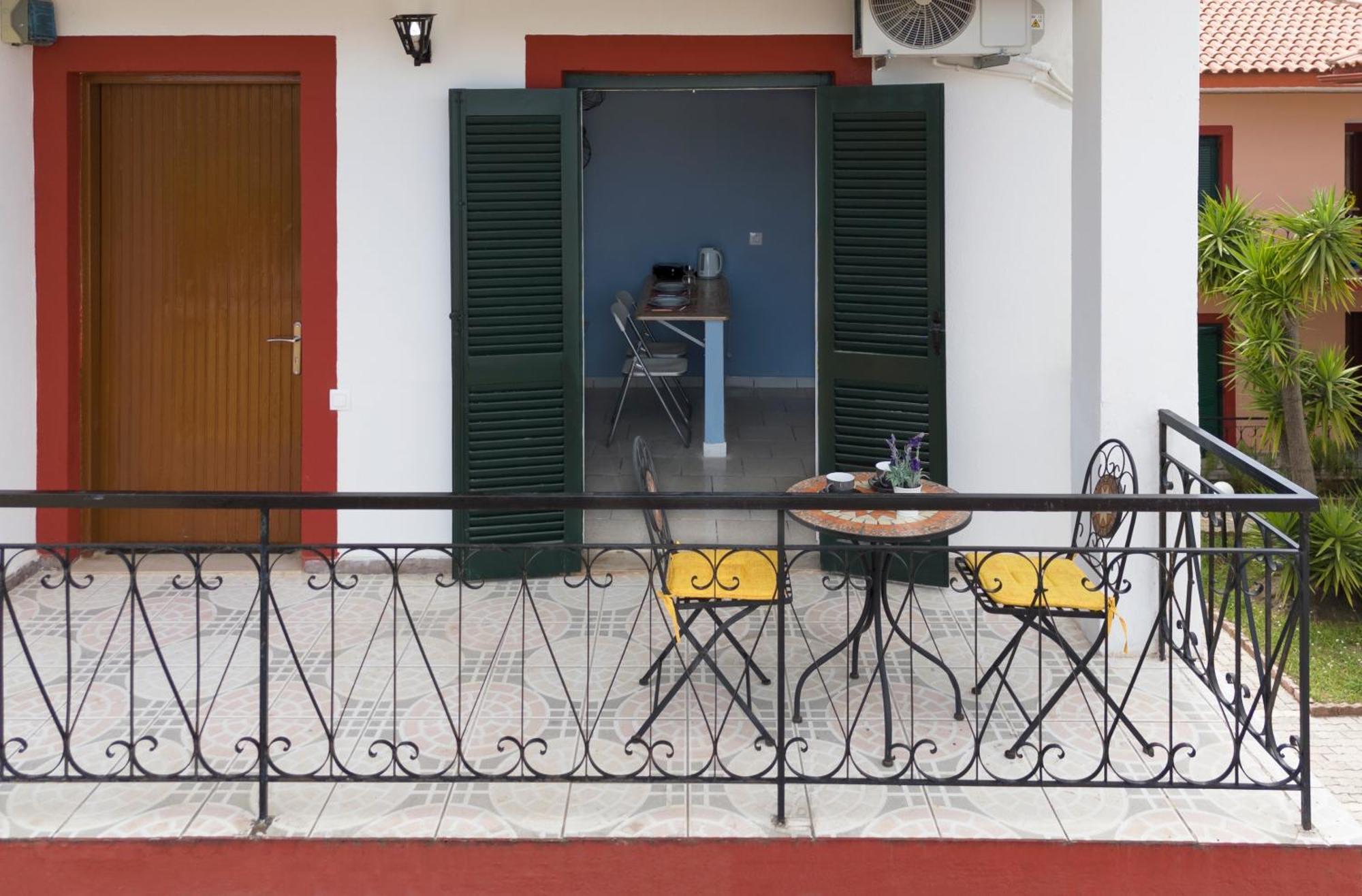 Seaside Villa Alexandra,Acharavi. アカラヴィ エクステリア 写真